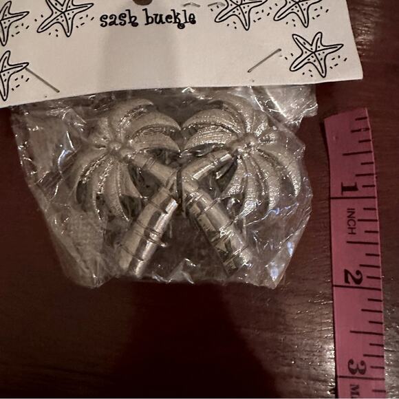 Sash Buckle Palm Trees Silver Metal Belt Buckle NWT Novelty - Picture 2 of 6